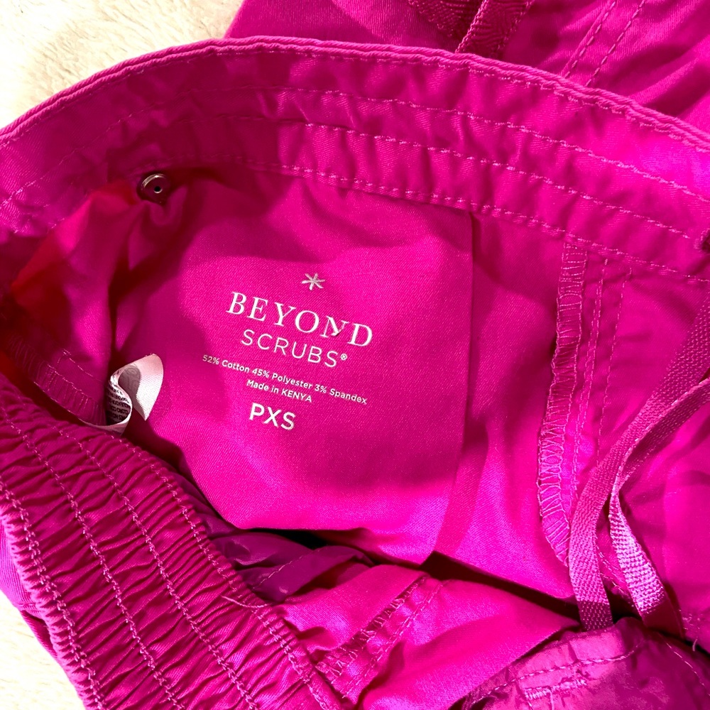 Women’s scrub pants